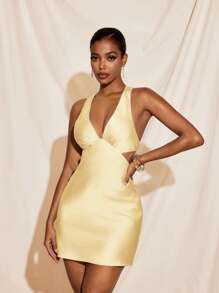 Amiko 浅黄色斜纹垂坠缎面吊带迷你连衣裙，搭配系带性感连衣裙，优雅的夏季度假风 - 黃色 - 查看 6