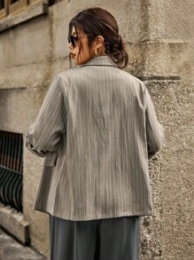 Calvaya 大码女式春秋条纹卷边休闲宽松西装外套 - 咖啡棕 - 查看 2