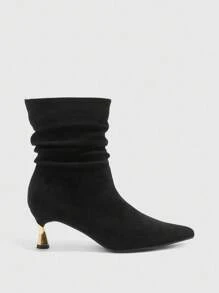 CUCCOO BIZCHIC 女士时尚黑色绒面舒适一脚蹬褶皱踝靴和短靴，低跟 - 黑色 - 查看 2