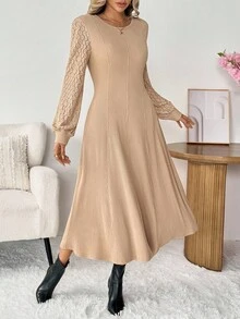 SHEIN LUNE فستان كاجوال للنساء بلون أحادي مع تصميم من الدانتيل، خصر ضيق وأكمام طويلة، ملابس أساسية للخريف والشتاء، ملابس شتوية كاجوال للنساء، ملابس خروج كاجوال للنساء، فساتين كاجوال وأنيقة للنساء، فستان بيج مصنوع من الصوف مع أكمام من الدانتيل - كاكي - مشاهدة 3