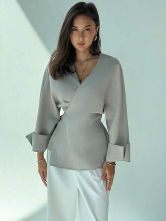 Aloruh Blouse élégante pour femmes, col V croisé, manches chauve-souris, couleur unie