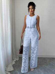 Elenzga Conjunto de 2 peças elegante e casual, composto por calça reta com bainha de babado e blusa regata de renda vazada com decote redondo, sem mangas e abertura frontal, para uso no verão. - Azul - Visão 6