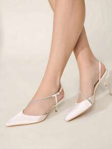 CUCCOO CHICEST 米色系带水钻尖头小猫跟鞋 闭趾优雅时尚婚礼派对高跟鞋 - 米色 - 查看 5