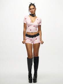 SUMWON WOMEN 情人节心形印花热裤短裤黑色蕾丝边中腰派对俱乐部节日海滩夏季休闲装蜜月睡衣 - 粉色 - 查看 4