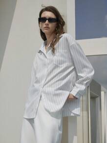 Uhlyne Uhlyne Áo sơ mi nữ dáng rộng, tay dài, vai trễ, một hàng khuy, túi đơn giản - trắng - Xem 2