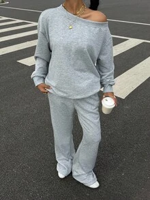 SHEIN Muchic 女装秋季新款基础针织纯灰色宽松露肩不对称领口长袖运动衫和喇叭裤运动套装，适合日常街头穿着 - 灰色 - 查看 5