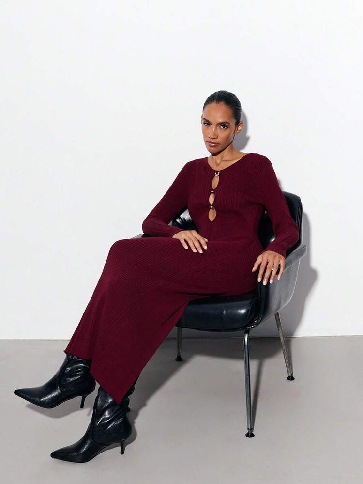 SHEIN Maija 2025 Deep V-Neck Long Sleeve Metal Decor Women's Knitted Dress, Suitable For Early Autumn Back To School Season And Party Season Fall Clothes Fall Outfits Women Winter Clothes For Women Back To School Homecoming Back To School Outfits Women Going Out Dress Going Out Tops Women Business Casual  Women Wedding Guest Wedding Guest Dresses Halloween Christmas  Burgundy Dress Dark Red Dress Red Wine Dress Long Ribbed Dress