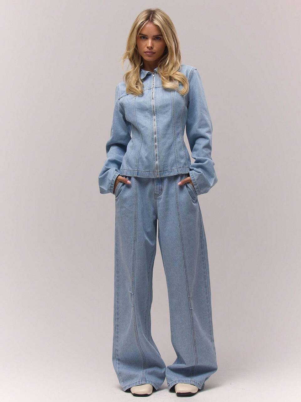 워시드 블루 블리치드 벌룬 핏 데님 진