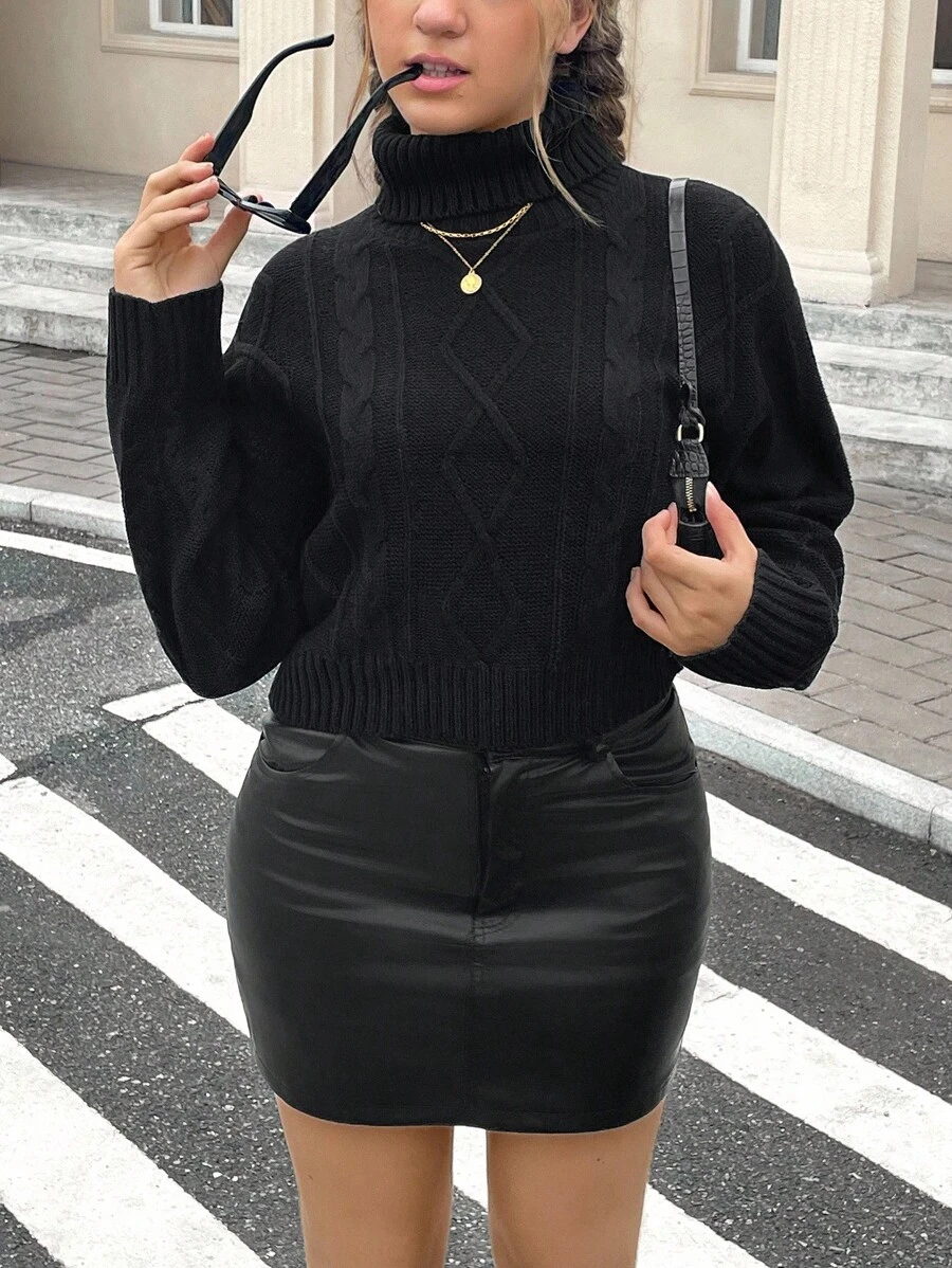 SHEIN Teen Girls' Solid Color High Neck Twist Stripe Cropped Sweater,In Fall/Winter - Black - View 1