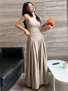 DAZY 女士纯色高领T恤和半裙两件套家居服套装 - 卡其色 - 查看 5