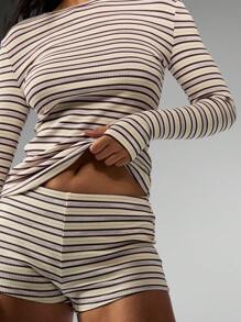 MISSGUIDED 罗纹针织条纹长袖短款上衣和高腰短裤两件套休闲秋冬家居服 - 黑色 - 查看 4