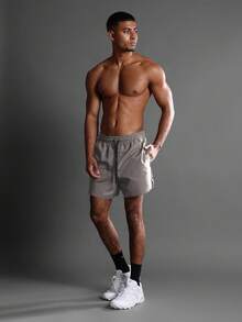 SUMWON Quần short tập luyện thể thao thiết yếu cho nam, gấu cong, thấm hút mồ hôi, chạy bộ, tập luyện hiệu suất, tập gym, thể thao, quần short thể thao năng động - Xám - Xem 4