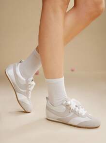 CUCCOO EASI 女士拼布圆头平底休闲运动鞋，舒适休闲风格 PU 皮革浅灰色运动鞋，适合日常室内外穿着 - 灰色 - 查看 6