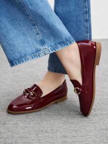 Rosivie Women's Fashion Versatile Metal Decor Flat Loafers - Burgundy - View 1