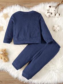 SHEIN 2 件套男婴可爱熊刺绣长袖上衣和法兰绒长裤睡衣套装，秋冬 - 彩色 - 查看 2