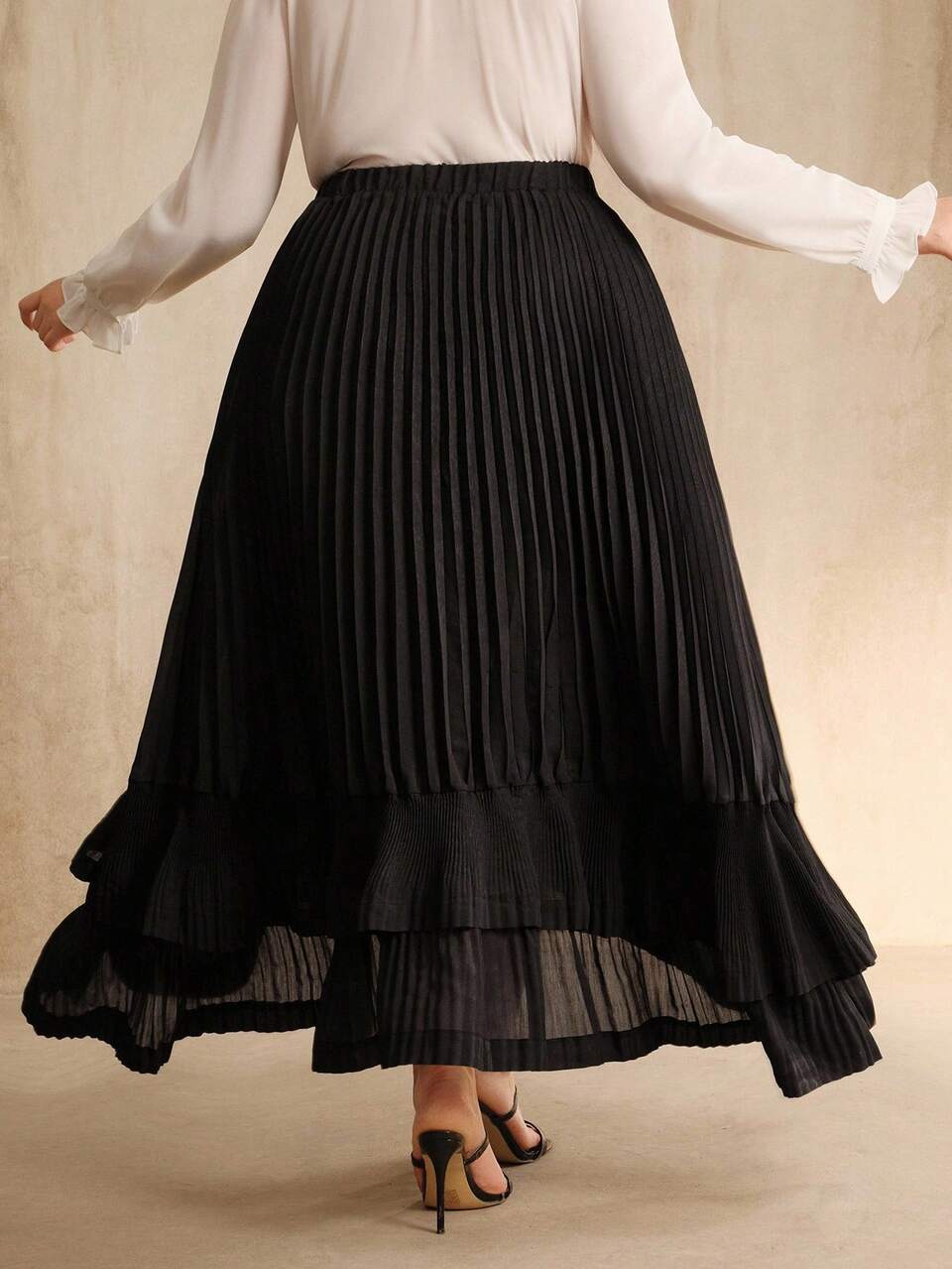 Plus Black Asymmetrical Pleated Hem Casual Maxi Skirt, Elegant Autumn