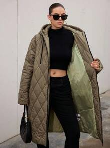 Aveloria Modichic 加大码羽绒服，时尚连帽秋冬女装