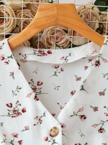 Franclia 女士碎花休闲无袖连衣裙，适合度假和日常穿着 - 白色 - 查看 6