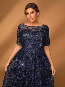 Serin 优雅浪漫奢华串珠刺绣圆领七分袖A字中长连衣裙，适合晚宴、约会、舞会、度假、音乐节、婚礼等场合，也适合大码新娘和母亲，情人节亦可穿着。 - 藏蓝色 - 查看 7