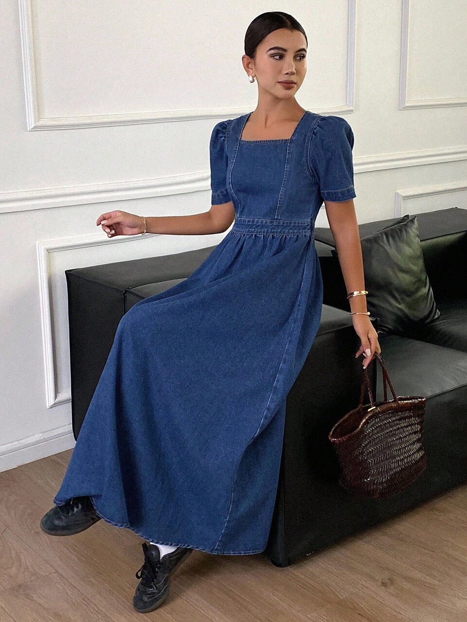 Women's Square Neck Solid Color Puff Sleeve Pleated Denim Dress