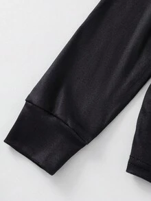 SHEIN 2pcs Tween Boy Glow Game Console Graphic Crew Neck Long Sleeve Top And Pants Comfortable Loungewear Set