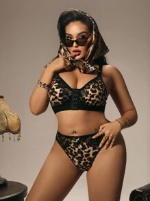 SHEIN Bare Chapter Set de lencería de mujer con estampado de leopardo de 2 piezas, sujetador acolchado con cierre delantero y panty con ribete de encaje, conjunto de ropa interior sexy con parches de encaje, levantamiento