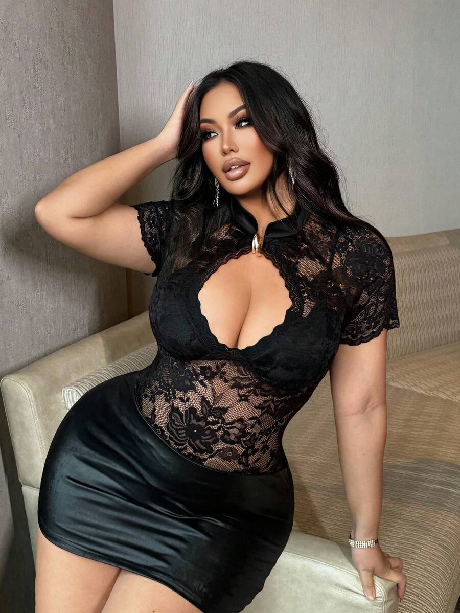 NU&NOW 大码女式短袖时尚性感镂空蕾丝T恤 - 黑色 - 查看 1