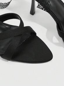 CUCCOO SZL Zapatos de mujer de tacón alto con punta afilada y cordones de satén negro de 8 cm - Negro - Ver 12