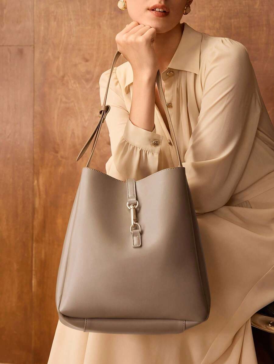 MOTF PREMIUM PU 皮革搭扣单肩包 - Volcanic Gray - 查看 1