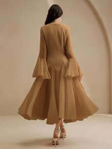 Anewsta 优雅的乳白色长袖喇叭连衣裙，纽扣喇叭袖 - 咖啡 - 查看 3