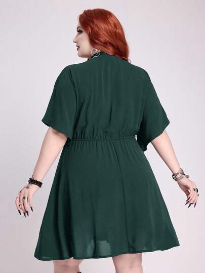 Goth Vestido de estilo gótico hippie de vacaciones de talla grande con bordado de estrella negra, luna y patrón de piel de serpiente