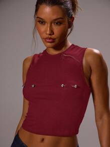 MUSERA 修身金属胸饰细节修身背心，适合假日、节日、锐舞、颓废风、酷女孩、Y2K风格、优雅假日派对、夏季和春季穿着。 - 酒紅色 - 查看 2