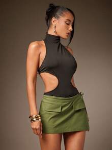 Hauture Sexy Sommer Lässig Mock Neck Seitlicher Ausschnitt mit Riemenrücken und goldenem Ornament Bodysuit - Schwarz - Übersicht 4