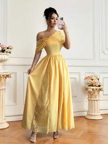 Elenzga 新款女士不对称领口镂空蕾丝拼接腰部抽绳下摆休闲优雅度假黄色连衣裙 - 黃色 - 查看 1