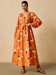 SHEIN VCAY Váy suông rộng tay đèn lồng cổ chữ V in hoa cỡ lớn, màu cam, Váy dài tay mùa thu mới Váy hoa màu cam Váy thu cho nữ Váy cam Váy maxi họa tiết hoa Váy thắt lưng màu cam - Màu Cam cháy - Xem 3