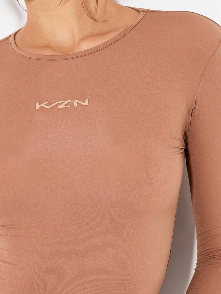 KIZN Geripptes, langärmliges Crop-Top mit schmaler Passform