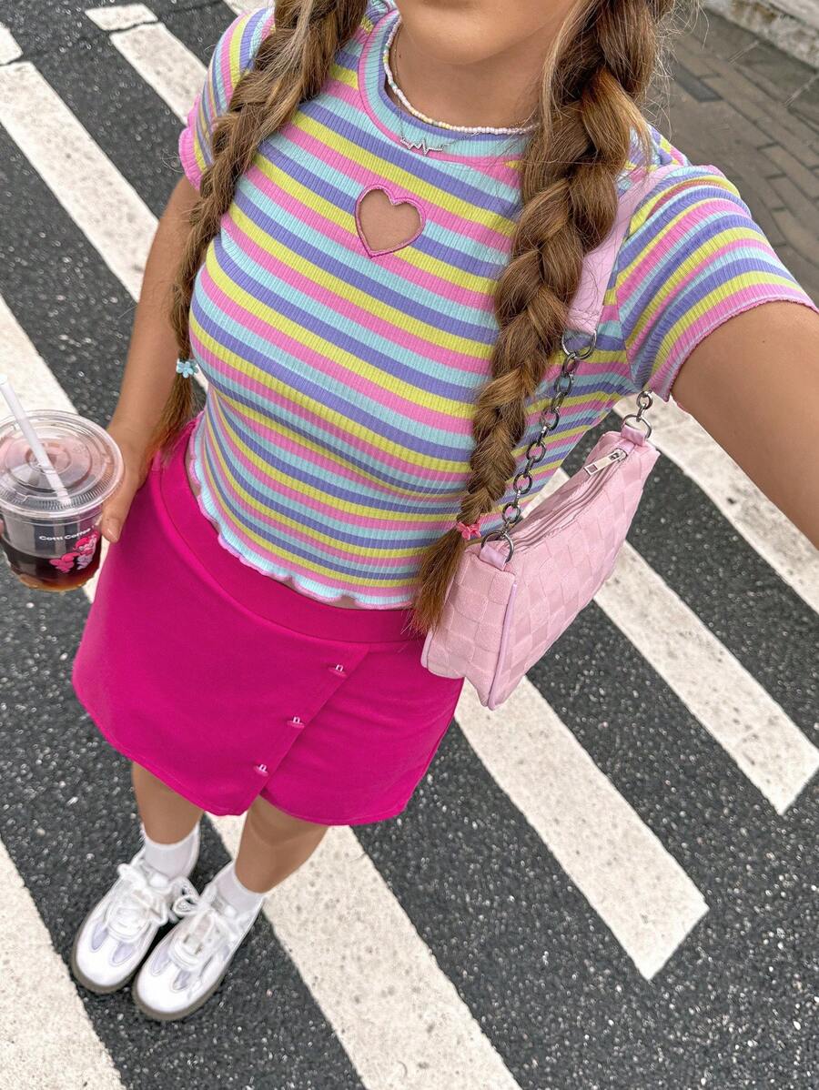 SHEIN 青少年女孩條紋圖案愛心刺繡木耳邊T恤和圍裹下擺裙裤 - 彩色 - 查看 1