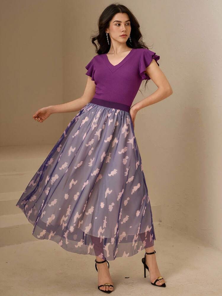 Solid Color V-Neck T-Shirt & Floral Print Skirt 2 Pieces Set For Women