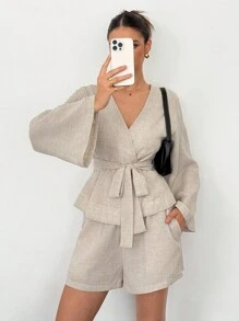 SHEIN Tall 女款純色極簡V領長袖上衣與短褲兩件套，適合高個女性 - 杏色 - 查看 1