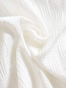 SHEIN 2pcs/Set Newborn Baby Boy/Girl Soft Casual Cute Textured Fabric White Short Sleeve Romper & Sun Hat Set, Knit Outfit Suitable For Indoor, Outdoor, Daily, Sports, Play, Party, Photo Shoot, Holiday, Spring/Summer