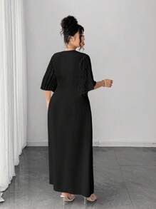 Elenzga 大码女式V领荷叶边袖开衩下摆宽松优雅连衣裙 - 黑色 - 查看 2