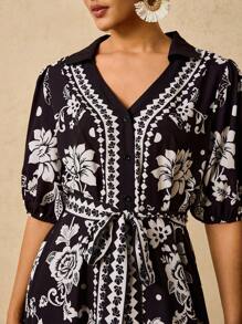 SHEIN VCAY Plus Size Women's Black & White Floral Print Mid-Sleeve Maxi Dress,Boho Elegant Summer Vacation Holiday V-Neck Shirt Collar Waist Cinched A-Line Midi - Black and White - View 2