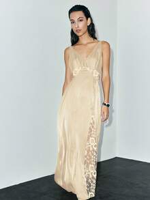 Chiquease Summer Sexy Spaghetti Strap Lace Patchwork Tie-Knot Backless Dress - Champagne - View 7