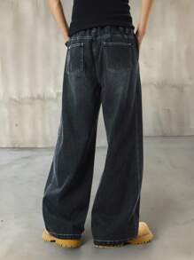 SHEIN Explorewe 青少年男孩街头时尚破洞拼接黑色豹纹侧拼接宽松阔腿松紧腰带牛仔裤 - 黑色 - 查看 2