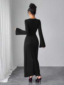 Modelyn Abito elegante da donna a maniche a campana di colore unito - nero - Visualizzare 2