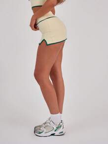 Musera Sport 撞色包边细节小开衩运动健身裙裤（仅限裙裤），适用于板式网球、网球、壁球、匹克球等运动健身。 - 奶油色 - 查看 4