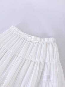 Elegant Choice For Baby: Girls' White Woven Crinkle Fabric Skirt, Unique Texture, Delicate Details, Pleated Fluidity, Showcasing Sweet Elegant, Essential For Outings. Fall Winter
