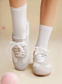 CUCCOO EASI 女士拼布圆头平底休闲运动鞋，舒适休闲风格 PU 皮革浅灰色运动鞋，适合日常室内外穿着 - 灰色 - 查看 5