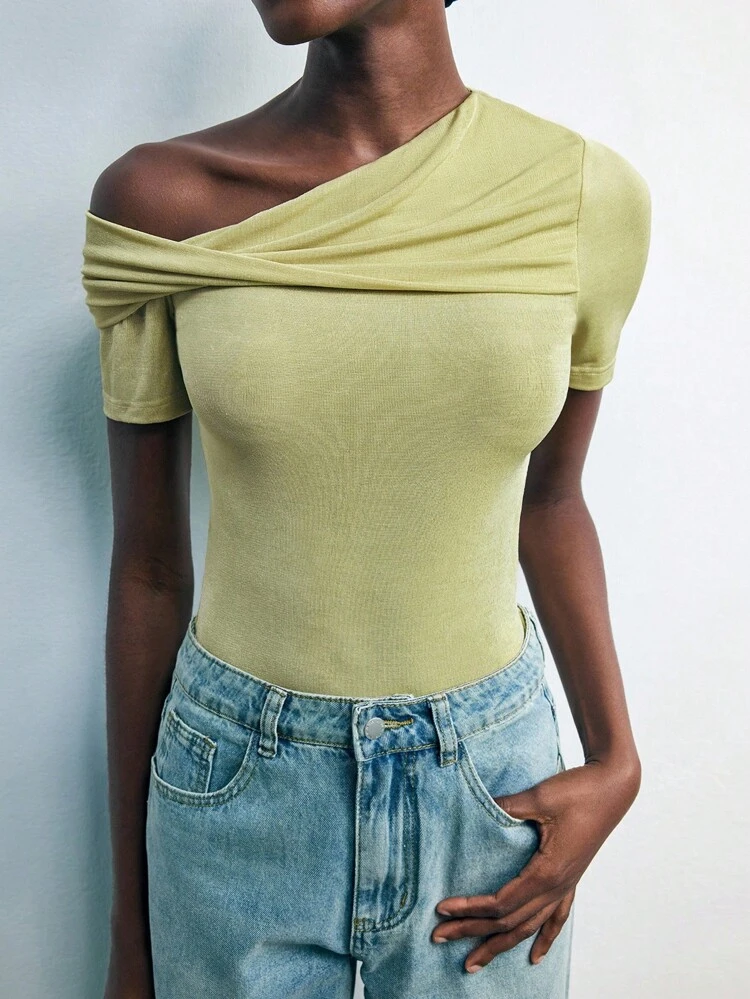 SHEIN Maija Women's Elegant Solid Color Asymmetric Collar Blouse, Summer Asymmetrical Top One Shoulder Top Off Shoulder Top Draped Top