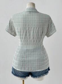 SHEIN CURVE+ 大码女式格子浅色单排扣短袖休闲纽扣衬衫 - 彩色 - 查看 2